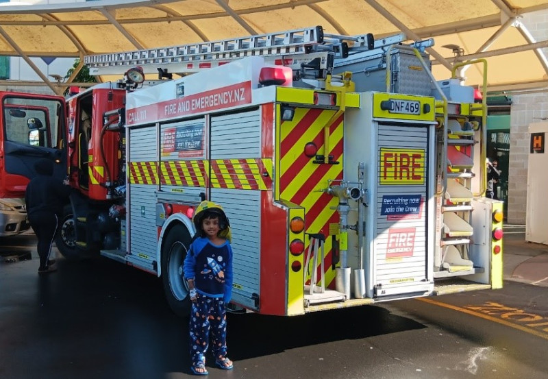 Birkenhead Volunteer Fire Brigade brings joy to Kidz First